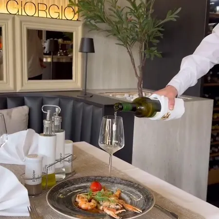 Boutique St Georgije 4*